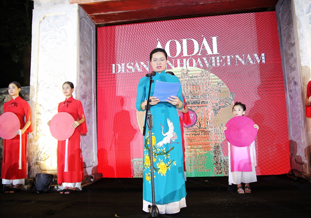 Chương trình: ''Áo dài - Di sản văn hóa Việt Nam''